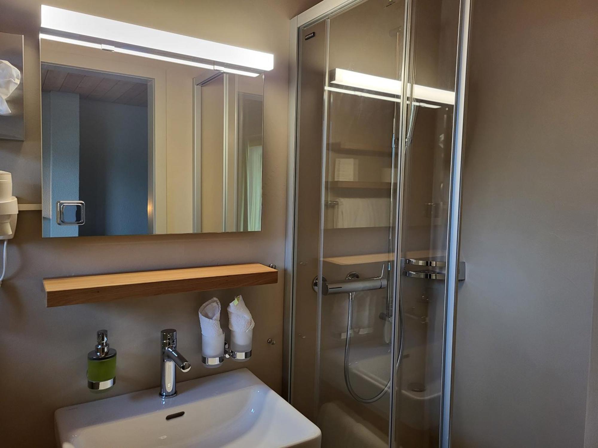 Hotel National Фрутиген Екстериор снимка